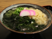 わかめうどん｜徳島 手打ち 讃岐うどん 竹内製麺所